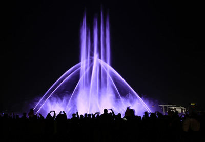 蕭山人民廣場(chǎng)音樂噴泉盛大首秀，千年古韻與現(xiàn)代科技交相輝映